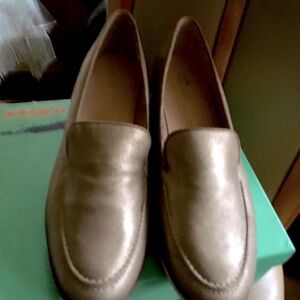 Aldo loufers pink gold 8.5